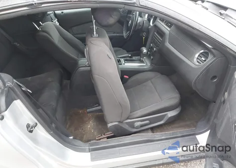 2012 Ford Mustang V6 z USA, uszkodzony, nr VIN 1ZVBP8EM4C5273218